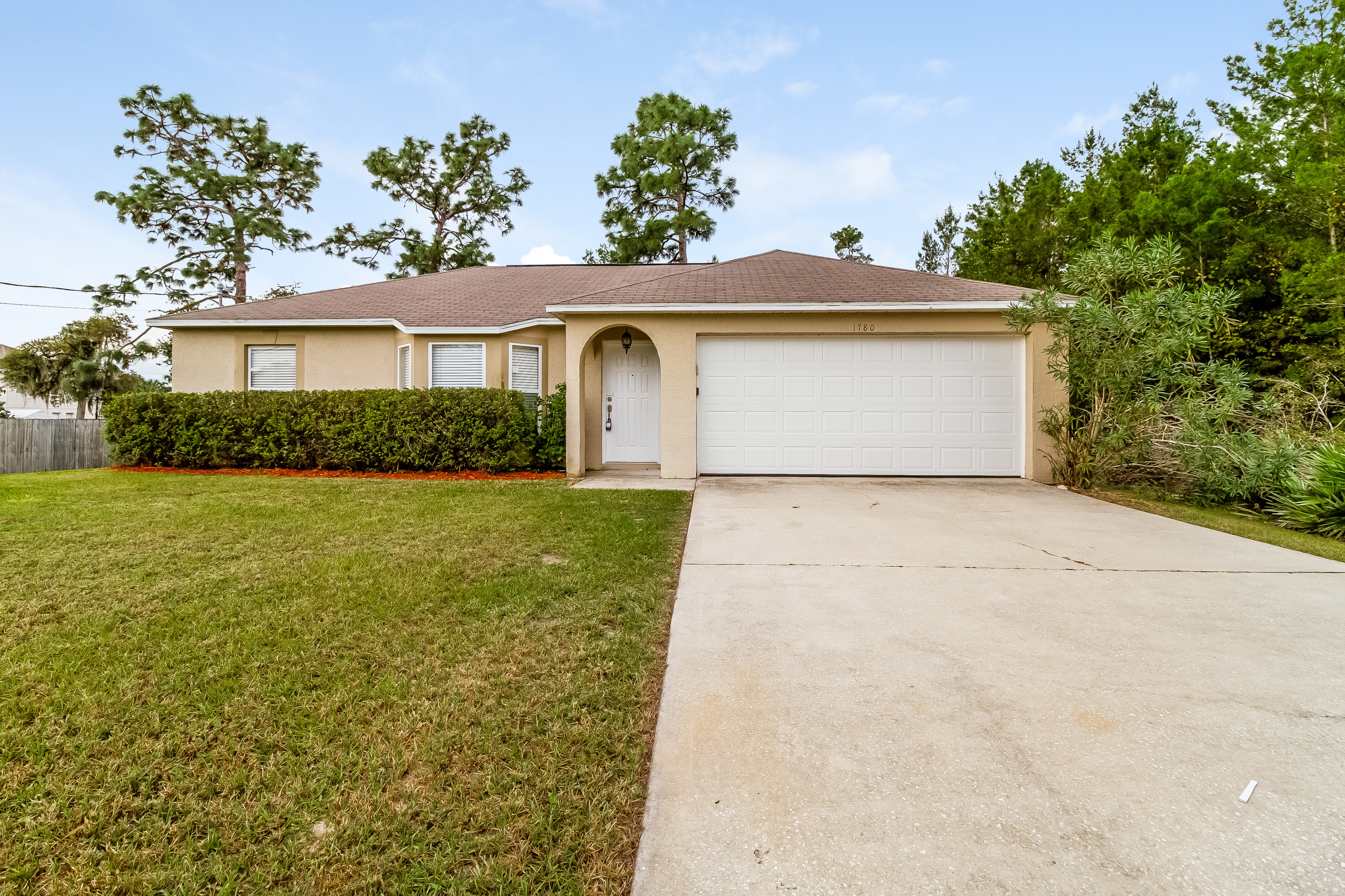 1780 Van Allen Circle Deltona, FL 32738
